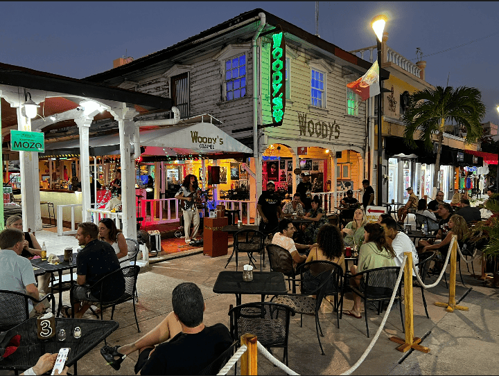A photo at night showing how is the weather in Cozumel in february